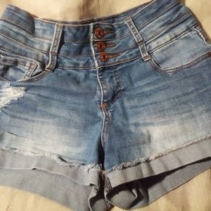Vanilla Star Denim High Rise Shortie Size 3